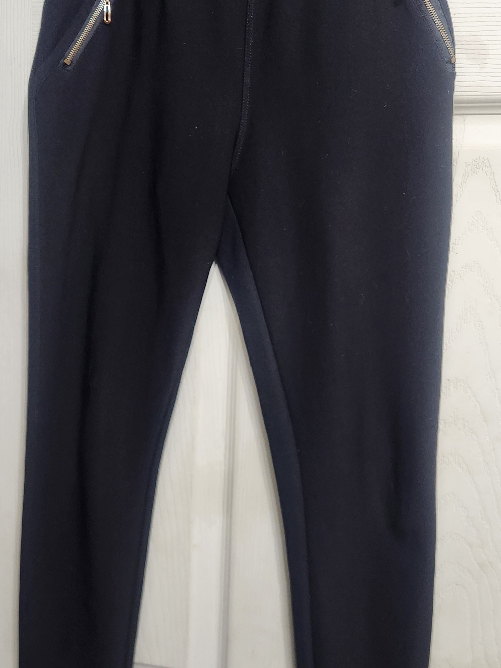 shosho Black Women's Zip Pocket Trousers